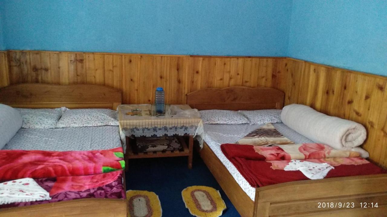 Tibet Homestay Rishop Exterior foto