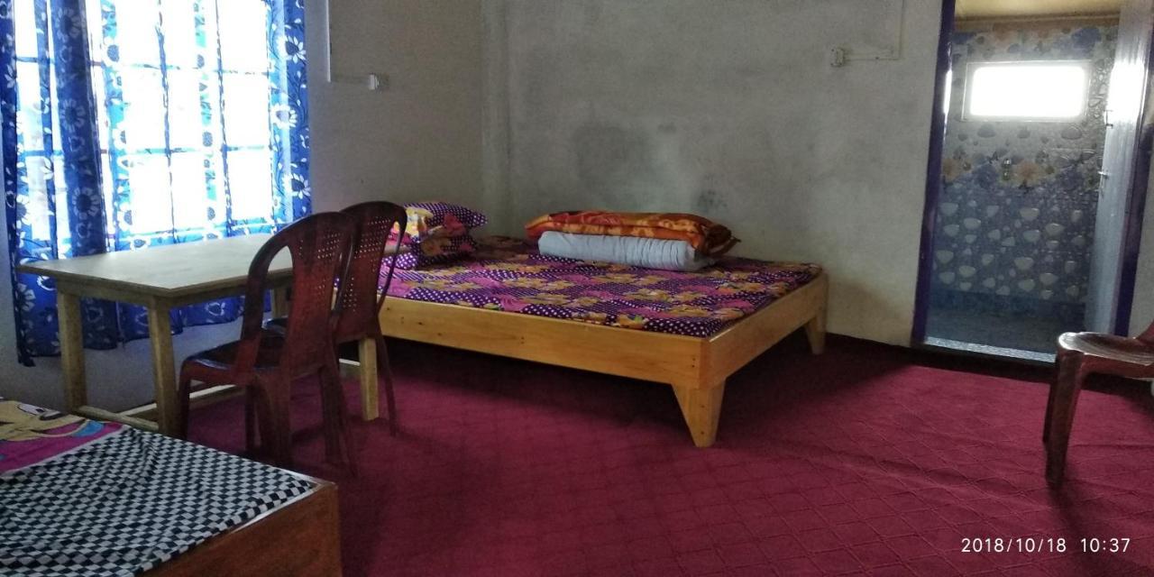 Tibet Homestay Rishop Exterior foto